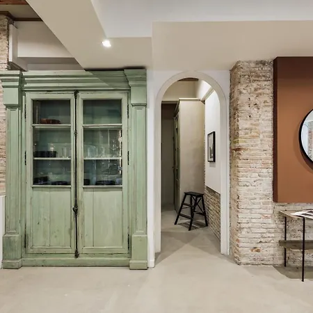 Galata - 3 Bedrooms And Terrace In De Gracia