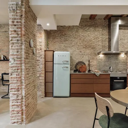 Galata - 3 Bedrooms And Terrace In De Gracia Daire